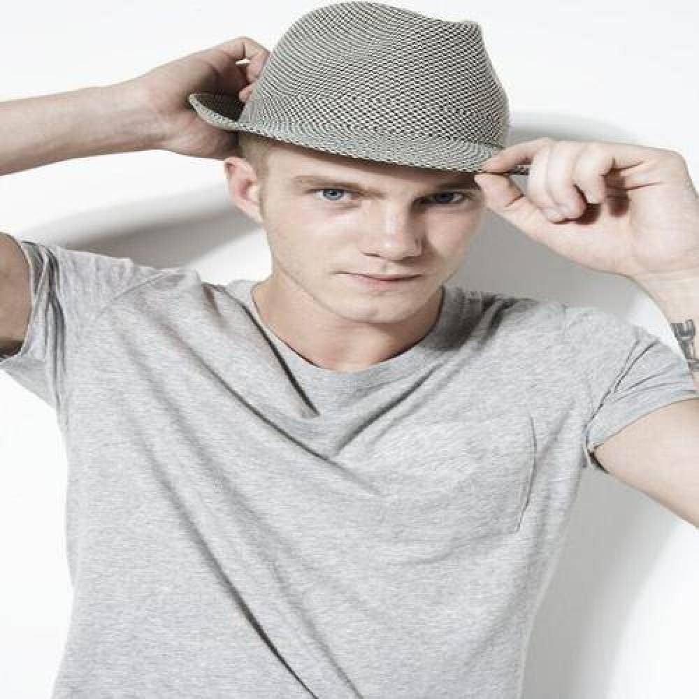 Ed Drewett