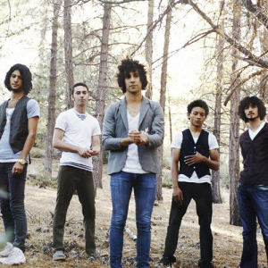 Steel Train ดาวน์โหลดและฟังเพลงฮิตจาก Steel Train