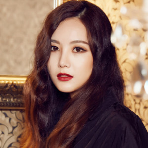 Miryo ดาวน์โหลดและฟังเพลงฮิตจาก Miryo