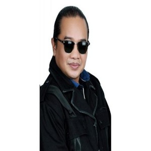 Deddy Dhukun ดาวน์โหลดและฟังเพลงฮิตจาก Deddy Dhukun