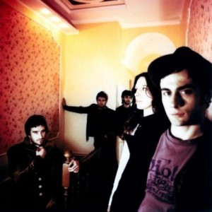 A Toys Orchestra ดาวน์โหลดและฟังเพลงฮิตจาก A Toys Orchestra