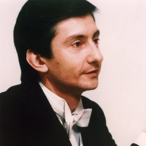 Vladimir Ovchinnikov ดาวน์โหลดและฟังเพลงฮิตจาก Vladimir Ovchinnikov