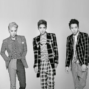 JYJ ดาวน์โหลดและฟังเพลงฮิตจาก JYJ