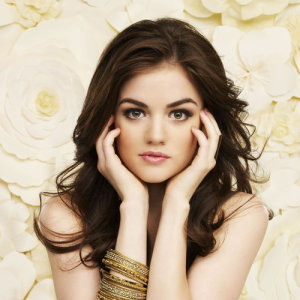 Lucy Hale ดาวน์โหลดและฟังเพลงฮิตจาก Lucy Hale