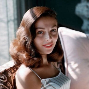 Pier Angeli ดาวน์โหลดและฟังเพลงฮิตจาก Pier Angeli