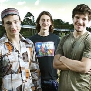 Moon Hooch ดาวน์โหลดและฟังเพลงฮิตจาก Moon Hooch