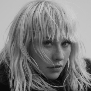 Christina Aguilera ดาวน์โหลดและฟังเพลงฮิตจาก Christina Aguilera