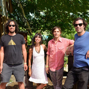 The Barr Brothers ดาวน์โหลดและฟังเพลงฮิตจาก The Barr Brothers