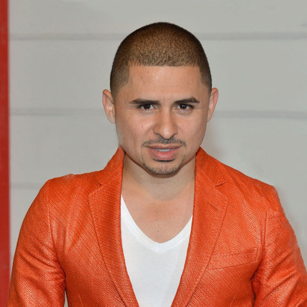 Larry Hernandez