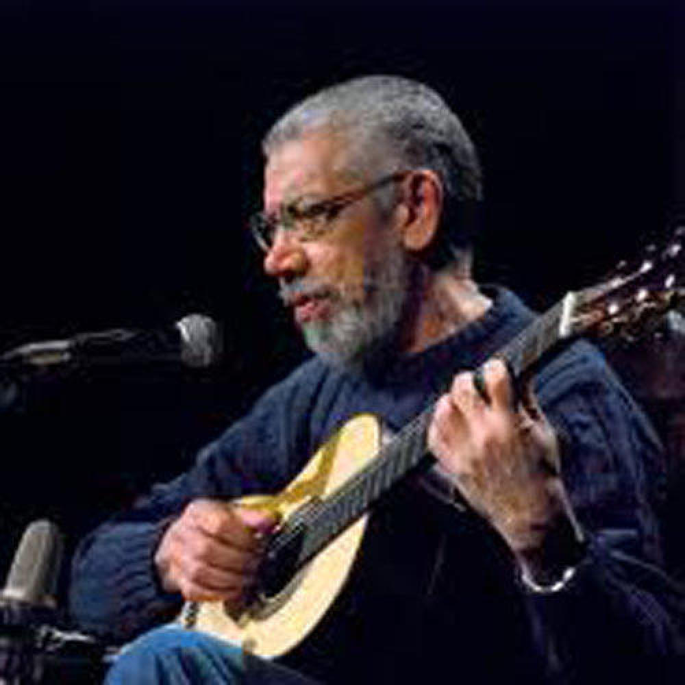 Helio Delmiro