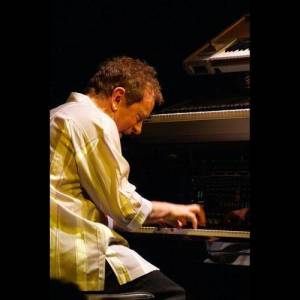 Bill Sharpe ดาวน์โหลดและฟังเพลงฮิตจาก Bill Sharpe