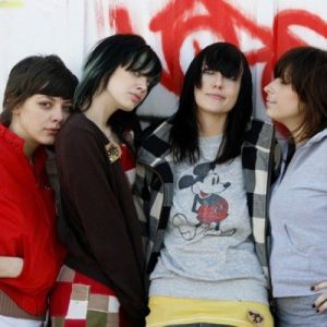 The Coathangers ดาวน์โหลดและฟังเพลงฮิตจาก The Coathangers