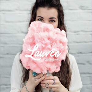 ดาวน์โหลดและฟังเพลง Run พร้อมเนื้อเพลงจาก Lauren Thalia