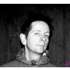 Woody McBride ดาวน์โหลดและฟังเพลงฮิตจาก Woody McBride