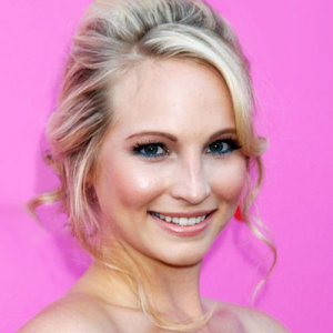 Candice ดาวน์โหลดและฟังเพลงฮิตจาก Candice