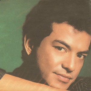 Ric segreto ดาวน์โหลดและฟังเพลงฮิตจาก Ric segreto