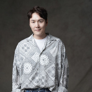 Ko Yoo Jin ดาวน์โหลดและฟังเพลงฮิตจาก Ko Yoo Jin