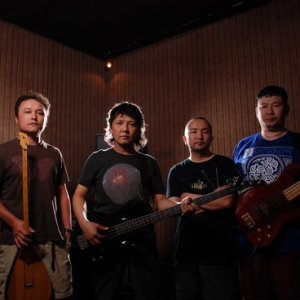 Iz ดาวน์โหลดและฟังเพลงฮิตจาก Iz