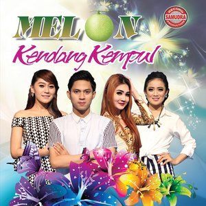ดาวน์โหลดและฟังเพลง Sun Eman พร้อมเนื้อเพลงจาก Nella Kharisma