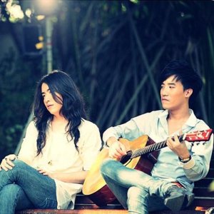 Singular (ซิงกูล่าร์) ดาวน์โหลดและฟังเพลงฮิตจาก Singular (ซิงกูล่าร์)