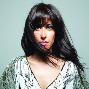 Ana Moura ดาวน์โหลดและฟังเพลงฮิตจาก Ana Moura