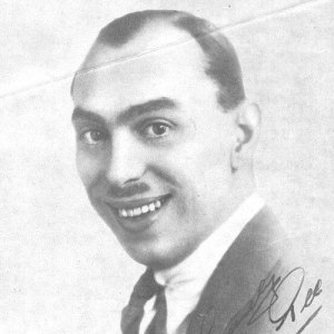 George Gee ดาวน์โหลดและฟังเพลงฮิตจาก George Gee