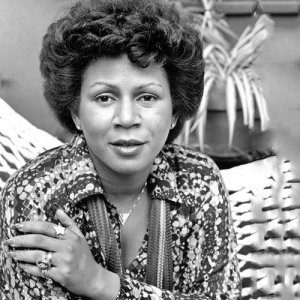 Minnie Riperton ดาวน์โหลดและฟังเพลงฮิตจาก Minnie Riperton