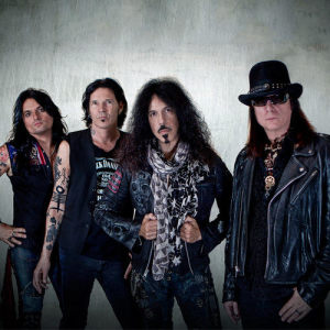 Quiet Riot ดาวน์โหลดและฟังเพลงฮิตจาก Quiet Riot