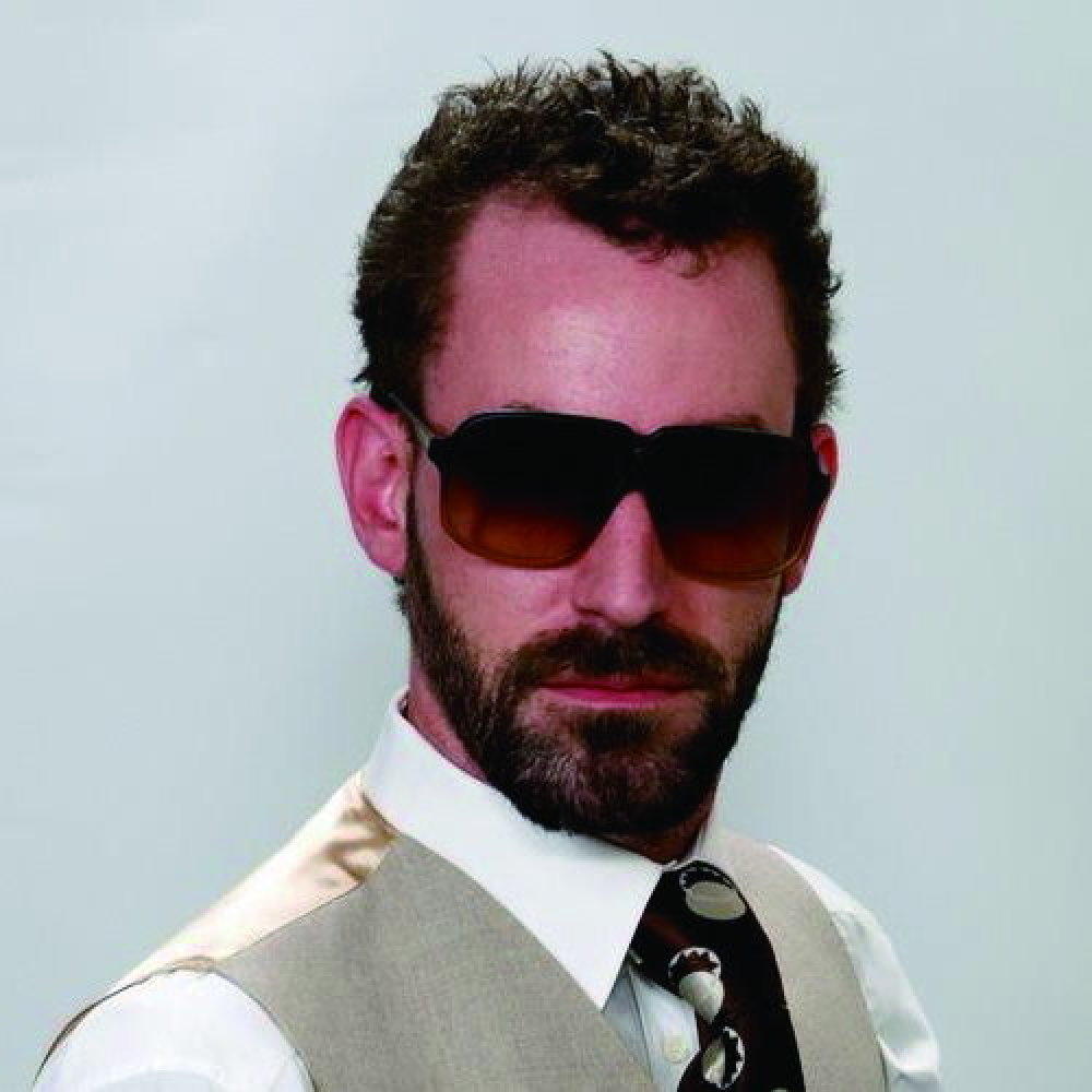 DJ White Shadow