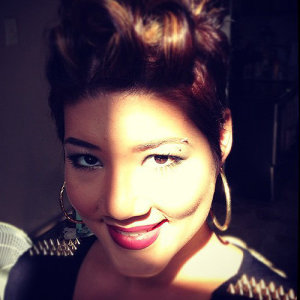 Tessanne Chin ดาวน์โหลดและฟังเพลงฮิตจาก Tessanne Chin