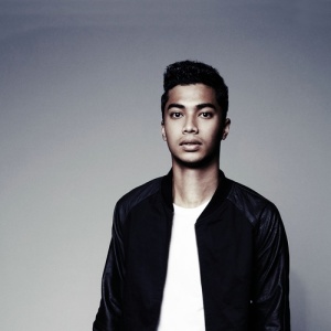 Michael Brun ดาวน์โหลดและฟังเพลงฮิตจาก Michael Brun