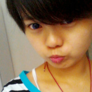 佑依 ดาวน์โหลดและฟังเพลงฮิตจาก 佑依
