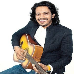 Nakash Aziz ดาวน์โหลดและฟังเพลงฮิตจาก Nakash Aziz