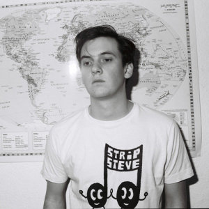 Strip Steve ดาวน์โหลดและฟังเพลงฮิตจาก Strip Steve