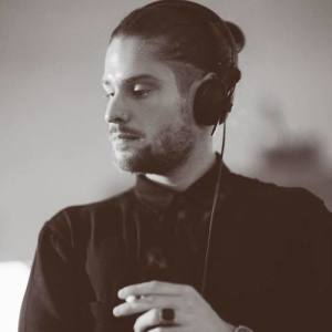 Rafael Cerato ดาวน์โหลดและฟังเพลงฮิตจาก Rafael Cerato