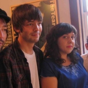 Sonny & The Sunsets ดาวน์โหลดและฟังเพลงฮิตจาก Sonny & The Sunsets