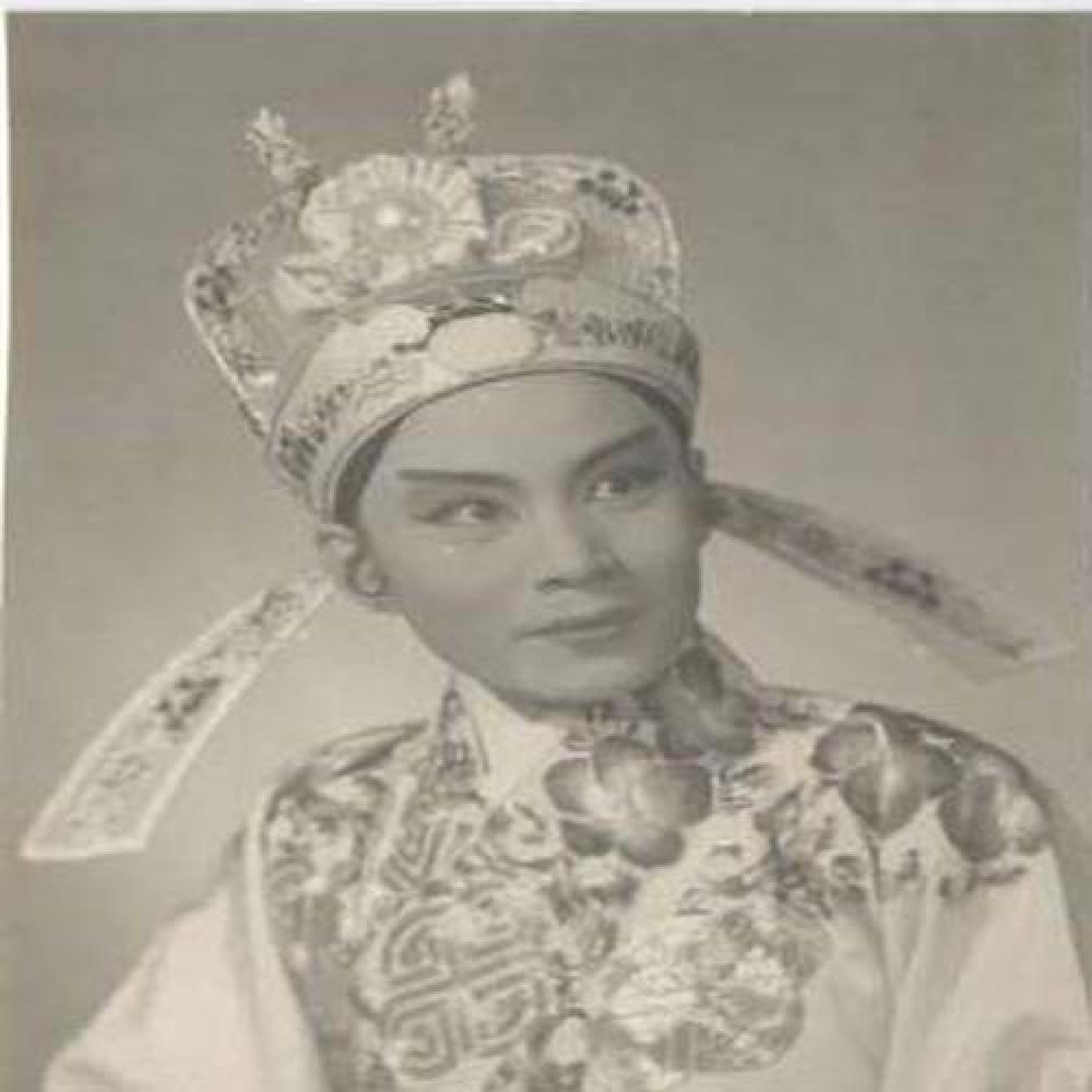 陆锦花