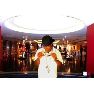 Hazy J ดาวน์โหลดและฟังเพลงฮิตจาก Hazy J
