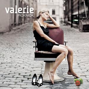 收聽Valerie的Übermorgen歌詞歌曲