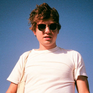 Kevin Morby ดาวน์โหลดและฟังเพลงฮิตจาก Kevin Morby