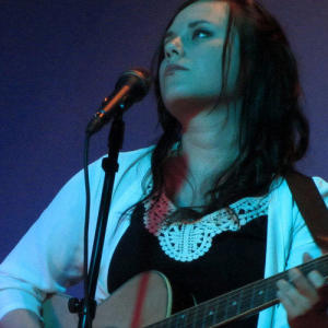 Amanda Blue ดาวน์โหลดและฟังเพลงฮิตจาก Amanda Blue