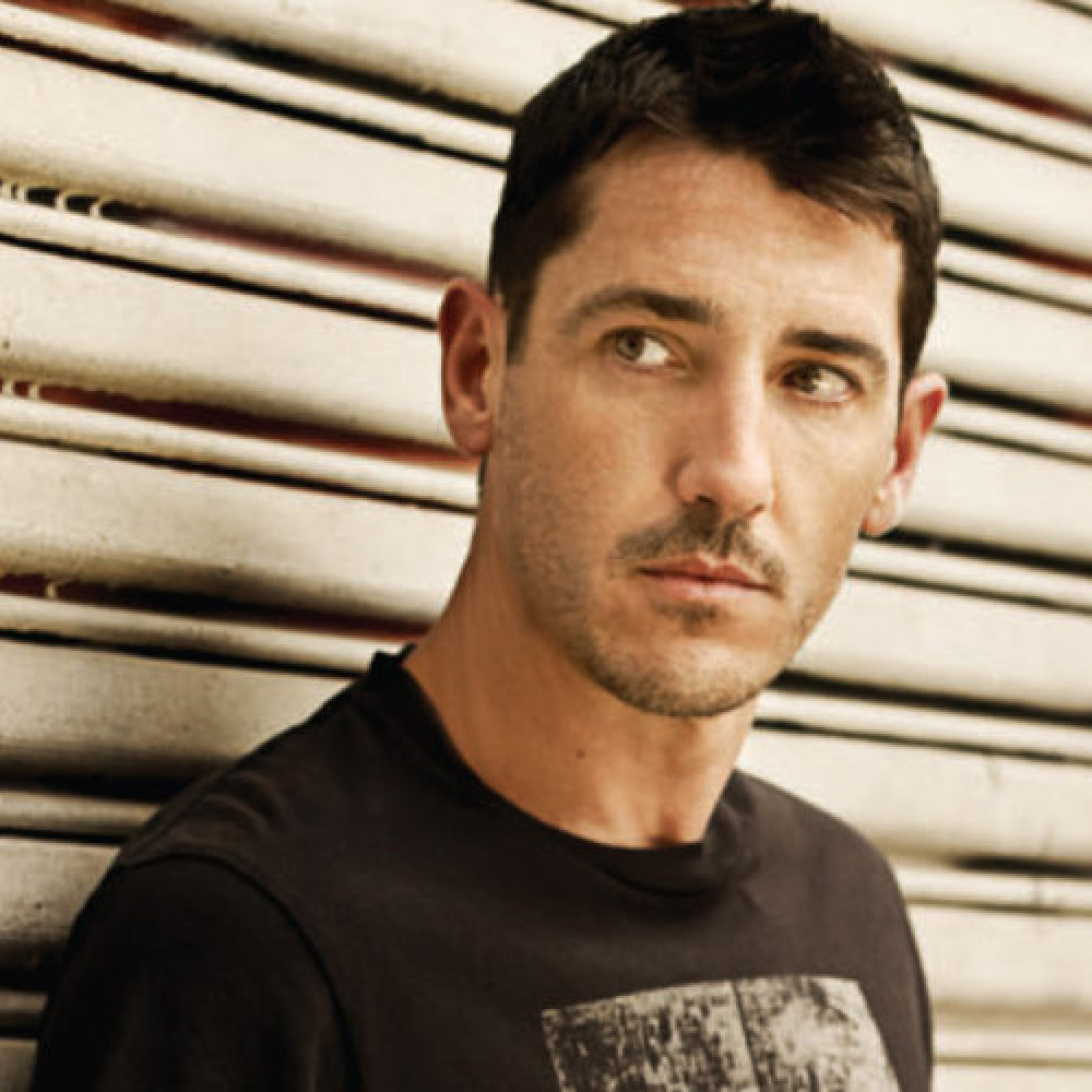 Jonathan Knight