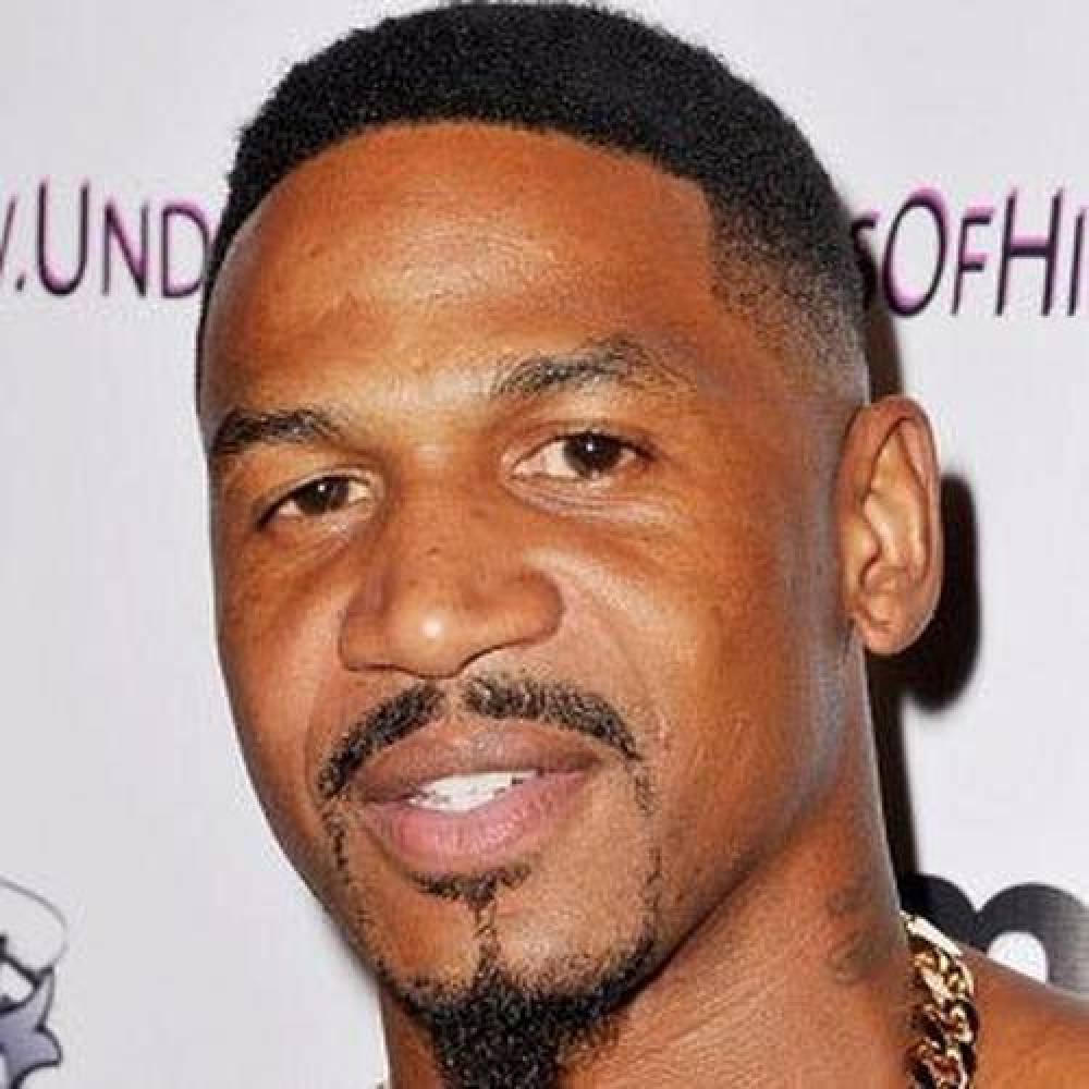 Stevie J