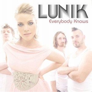 ดาวน์โหลดและฟังเพลง Everybody Knows พร้อมเนื้อเพลงจาก Lunik