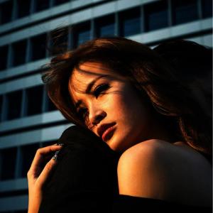อัลบัม Khóc (Piano Version) ศิลปิน Đông Nhi