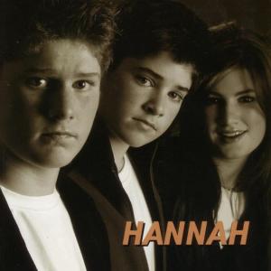 收聽Hannah的Because You Broke My Heart歌詞歌曲