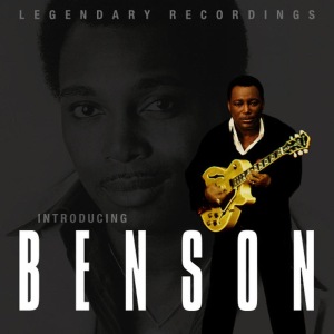 ดาวน์โหลดและฟังเพลง Blue Bossa (Live) พร้อมเนื้อเพลงจาก George Benson