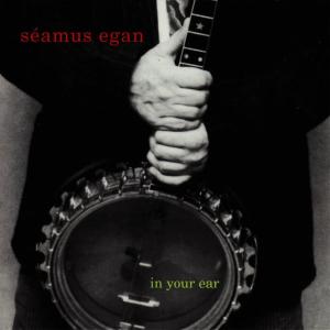 ดาวน์โหลดและฟังเพลง Poultry in the Parlour / Rolling the Ryegrass พร้อมเนื้อเพลงจาก Seamus Egan