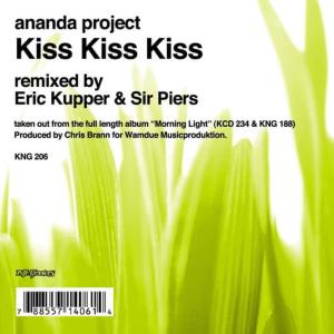 收聽Ananda Project的Kiss, Kiss, Kiss (Sir Piers "Curious" Midnight Mix)歌詞歌曲