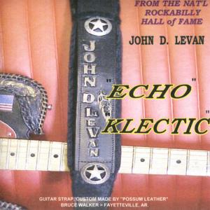 ดาวน์โหลดและฟังเพลง Love Moon พร้อมเนื้อเพลงจาก John D. LeVan